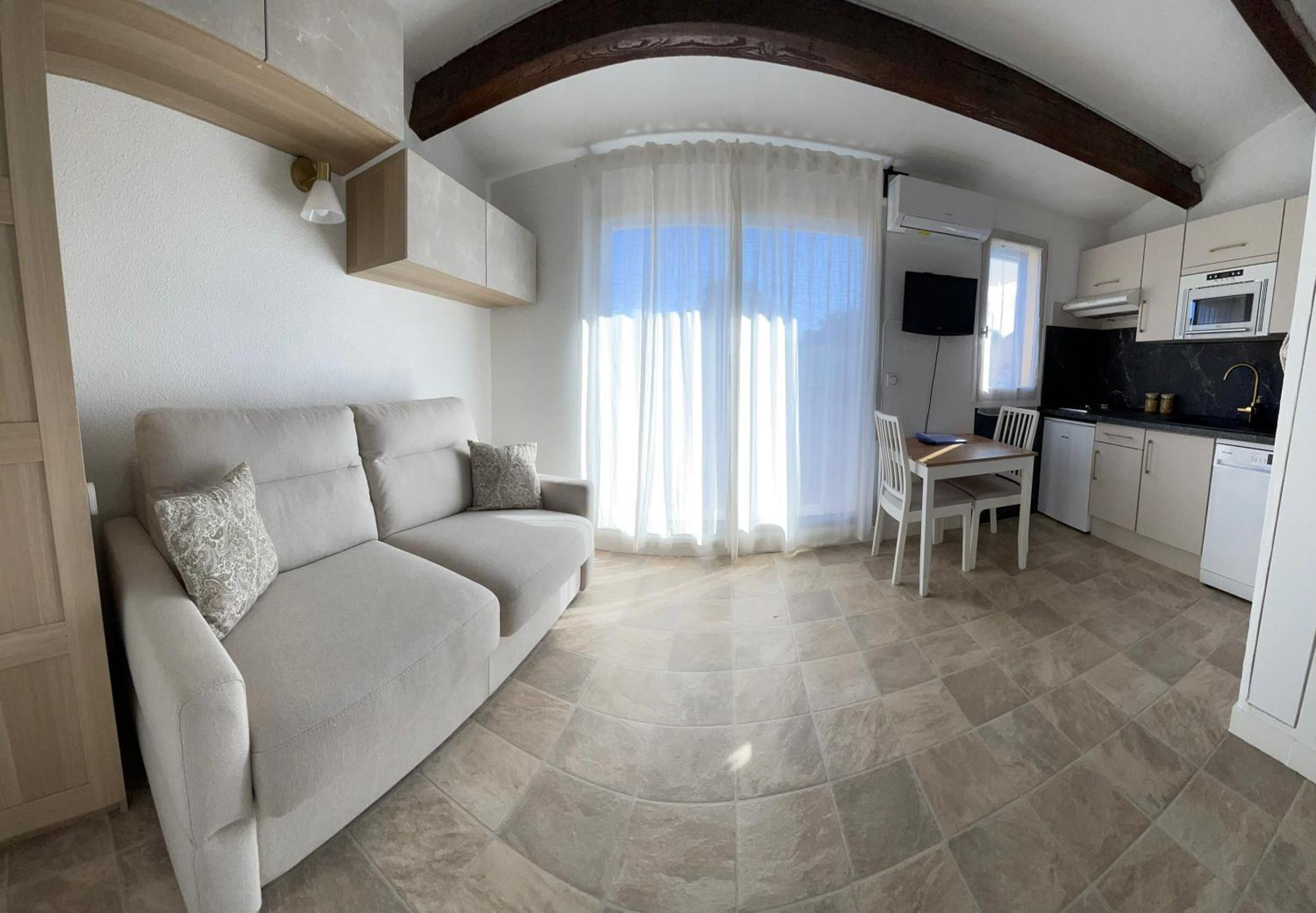 Appartement Pinede Piscine Clim Proche Plage Village Naturiste Agde Luaran gambar