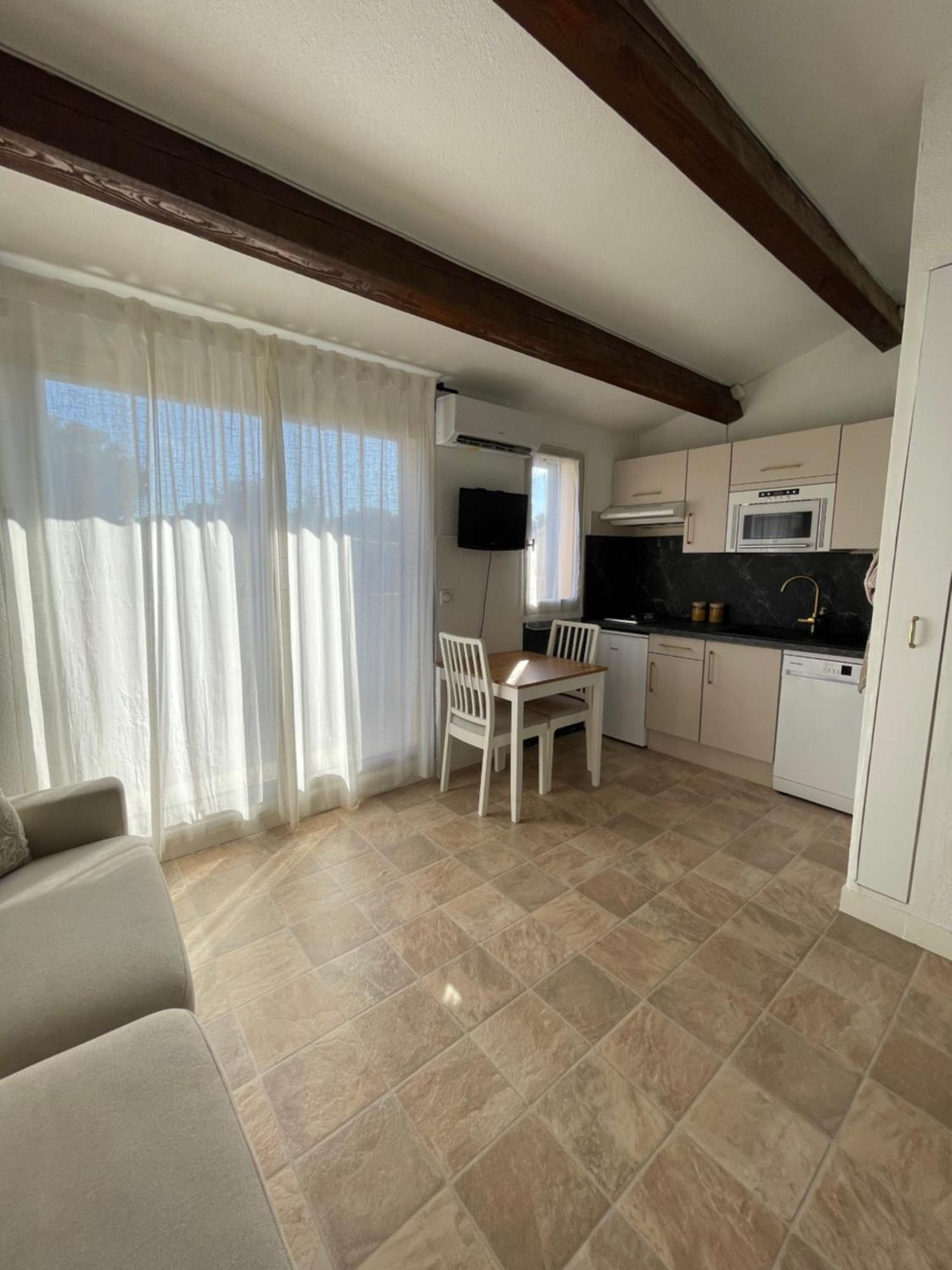 Appartement Pinede Piscine Clim Proche Plage Village Naturiste Agde Luaran gambar